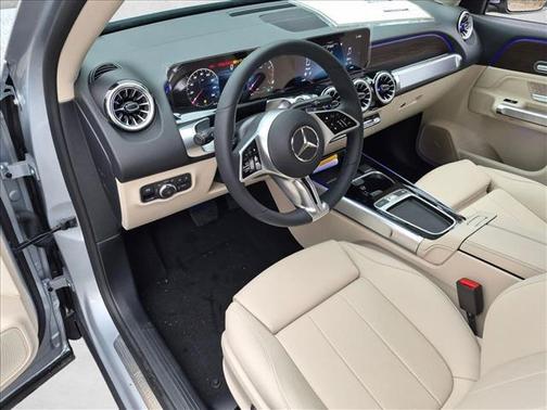 Cirrus Silver Metallic 2026 Mercedes-Benz GLB 250 Base
