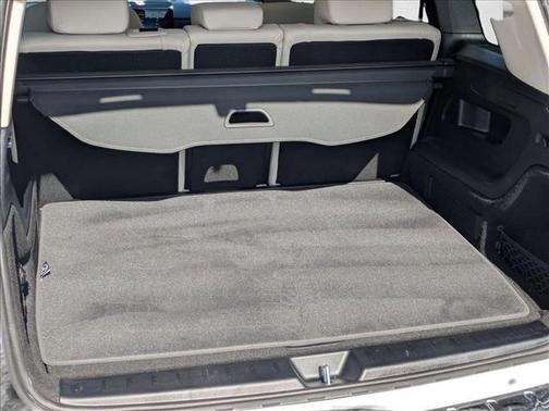 Polar White 2026 Mercedes-Benz GLB 250 Base