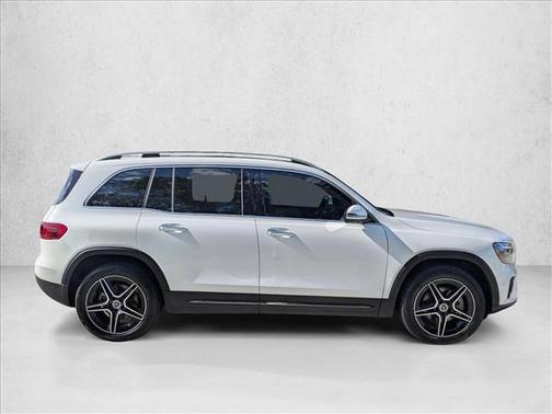 Polar White 2026 Mercedes-Benz GLB 250 Base