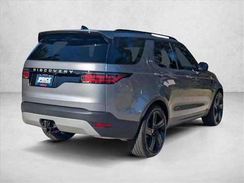 2025 Land Rover Discovery P300 S