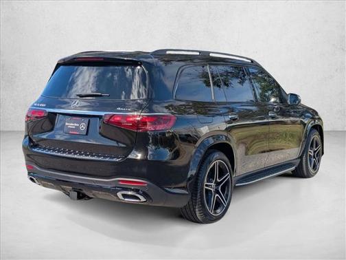 2026 Mercedes-Benz GLS 450 4MATIC