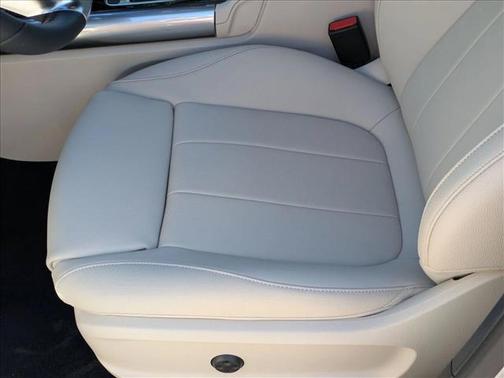 Cirrus Silver Metallic 2026 Mercedes-Benz GLA 250 4MATIC