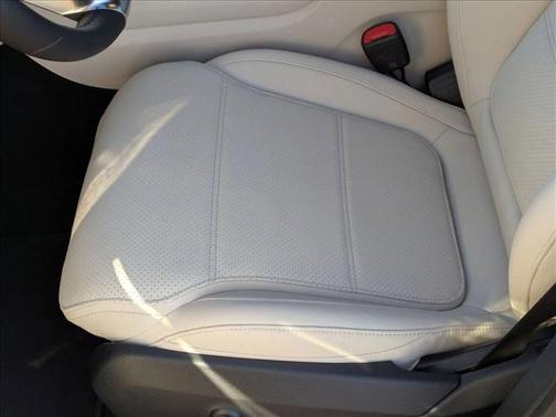 2026 Mercedes-Benz GLC 300 Base