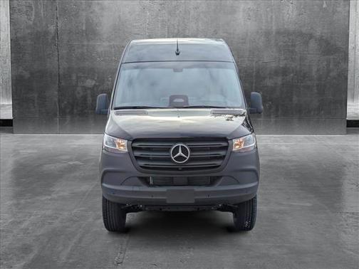 2025 Mercedes-Benz Sprinter 2500 Standard Roof