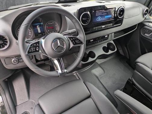 2025 Mercedes-Benz Sprinter 2500 Standard Roof