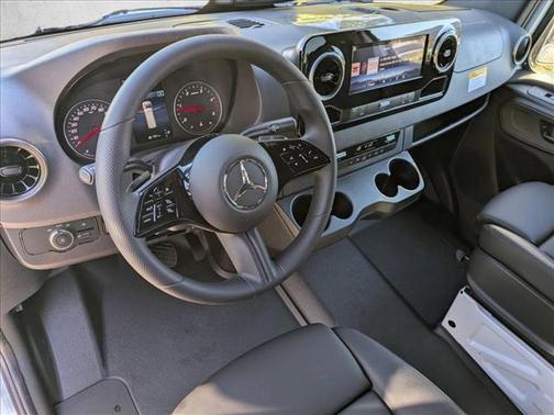 2026 Mercedes-Benz Sprinter 2500 Standard Roof