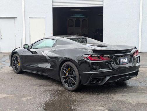 2025 Chevrolet Corvette Stingray w/2LT
