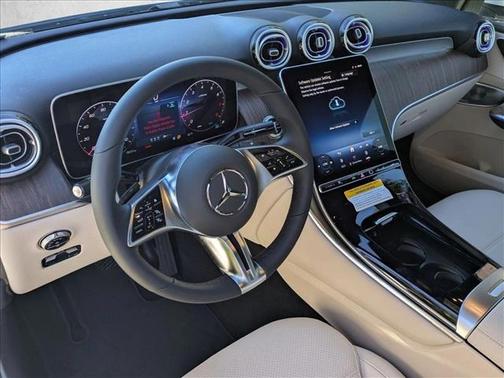 2026 Mercedes-Benz GLC 300 4MATIC