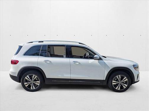 2025 Mercedes-Benz GLB 250 4MATIC