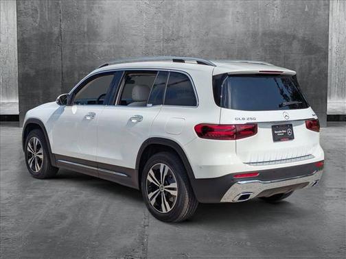 2025 Mercedes-Benz GLB 250 4MATIC