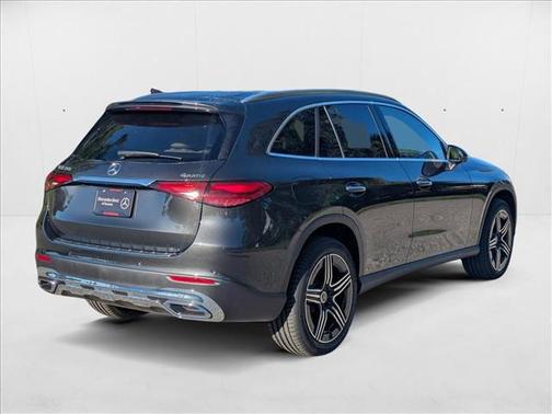 2026 Mercedes-Benz GLC 300 4MATIC