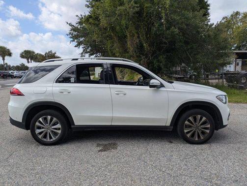 White 2020 Mercedes-Benz GLE 350 4MATIC