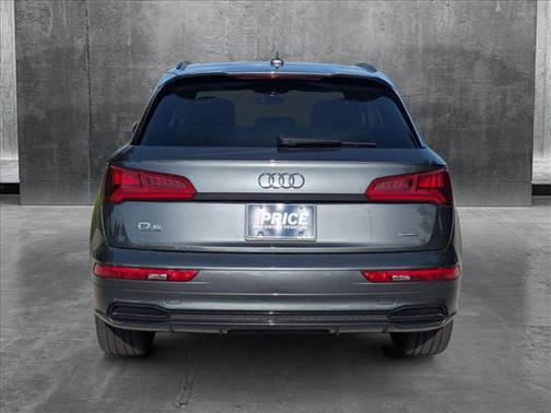 2020 Audi Q5 45 Titanium Premium