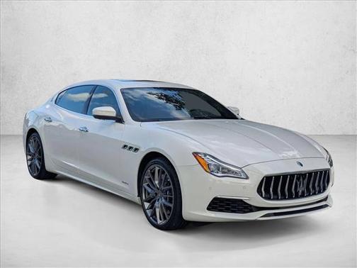 Bianco 2018 Maserati Quattroporte GTS GranLusso