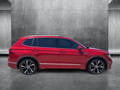 2024 Volkswagen Tiguan 2.0T SEL R-Line 4MOTION