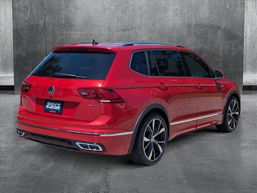 2024 Volkswagen Tiguan 2.0T SEL R-Line 4MOTION
