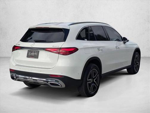 2026 Mercedes-Benz GLC 300 4MATIC