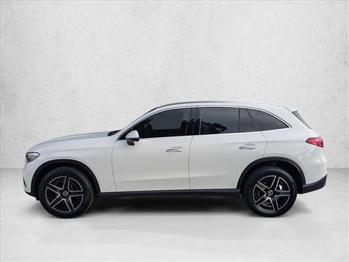 2026 Mercedes-Benz GLC 300 4MATIC
