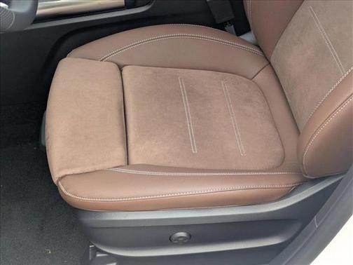 2025 Mercedes-Benz GLA 250 Base