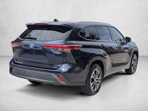 Blueprint 2022 Toyota Highlander Hybrid XLE