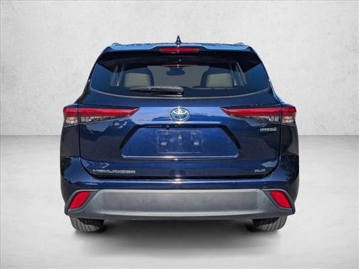 Blueprint 2022 Toyota Highlander Hybrid XLE