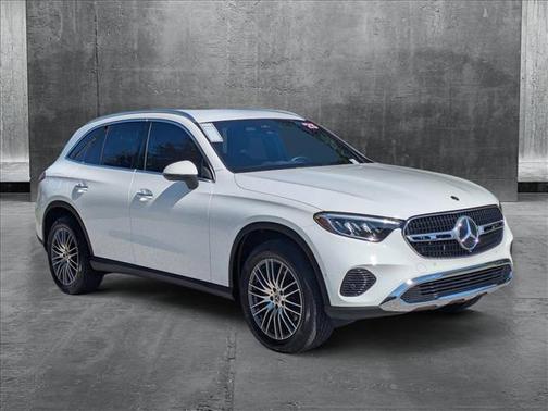 2025 Mercedes-Benz GLC 300 Base