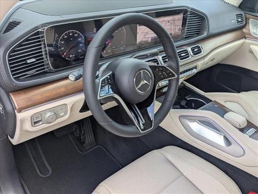 2026 Mercedes-Benz GLS 450 4MATIC