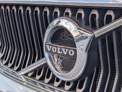 2019 Volvo XC40 T5 Momentum