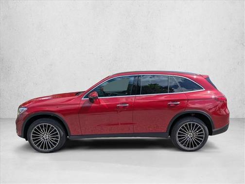 MANUFAKTUR Patagonia Red Metallic 2026 Mercedes-Benz GLC 300 4MATIC