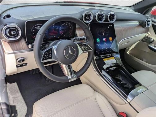 MANUFAKTUR Patagonia Red Metallic 2026 Mercedes-Benz GLC 300 4MATIC