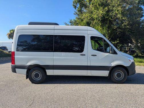 2024 Mercedes-Benz Sprinter 2500 Standard Roof