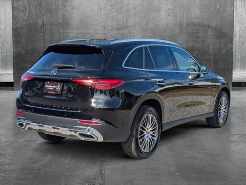 2025 Mercedes-Benz GLC 300 Base