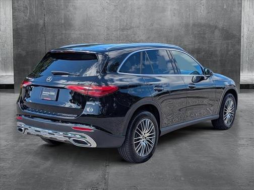 2025 Mercedes-Benz GLC 300 Base