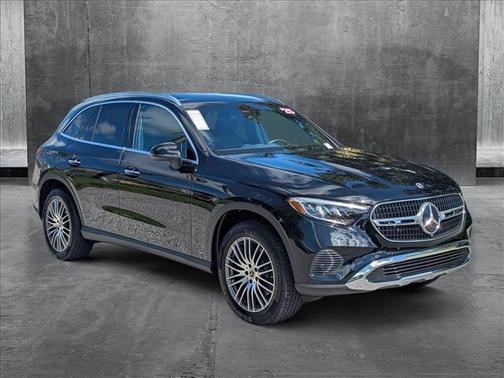 2025 Mercedes-Benz GLC 300 Base