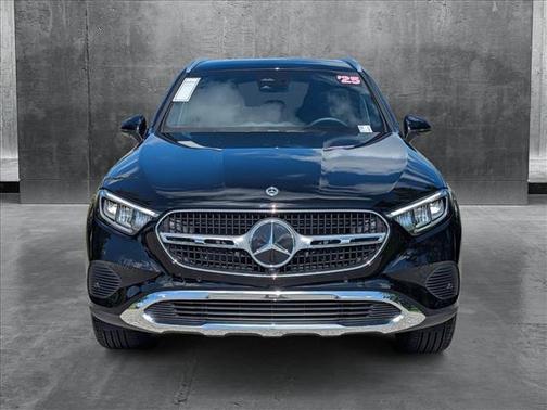 2025 Mercedes-Benz GLC 300 Base