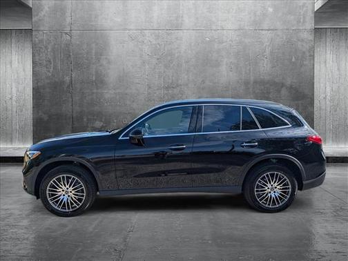 2025 Mercedes-Benz GLC 300 Base