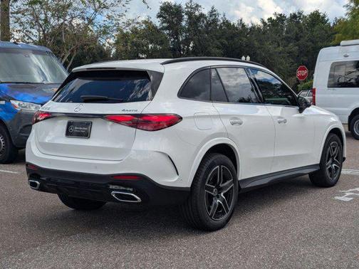 2026 Mercedes-Benz GLC 300 4MATIC