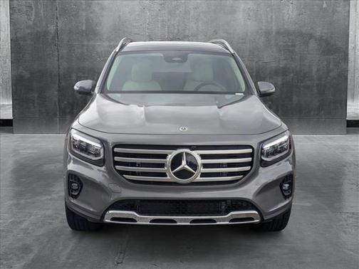 2025 Mercedes-Benz GLB 250 4MATIC