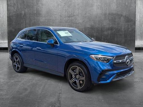 2025 Mercedes-Benz GLC 300 Base