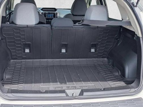 Crystal White Pearl 2019 Subaru Crosstrek 2.0i Premium