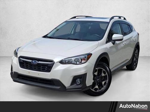 Crystal White Pearl 2019 Subaru Crosstrek 2.0i Premium