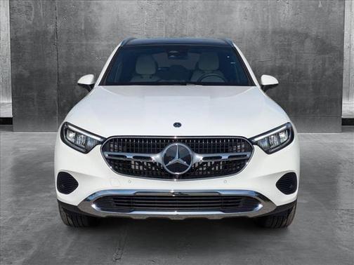 2025 Mercedes-Benz GLC 300 Base