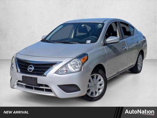 Brilliant Silver Metallic 2019 Nissan Versa 1.6 SV