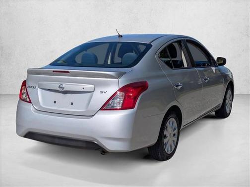 Brilliant Silver Metallic 2019 Nissan Versa 1.6 SV