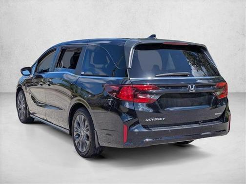 Crystal Black Pearl 2025 Honda Odyssey Touring