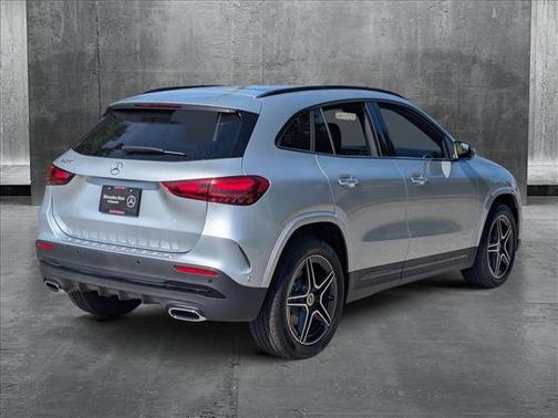 2025 Mercedes-Benz GLA 250 Base