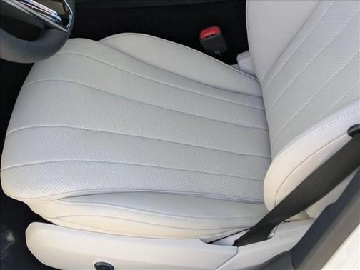 Polar White 2026 Mercedes-Benz E-Class E 350