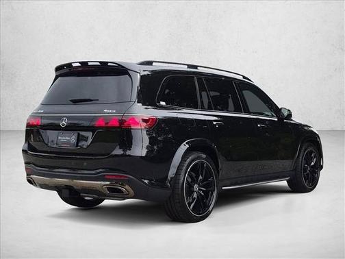 Obsidian Black Metallic 2027 Mercedes-Benz GLS 450 4MATIC