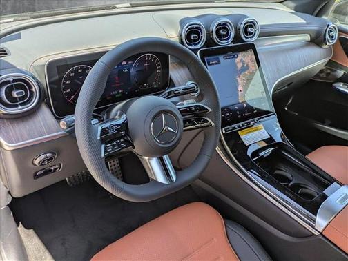 2025 Mercedes-Benz GLC 350e Base