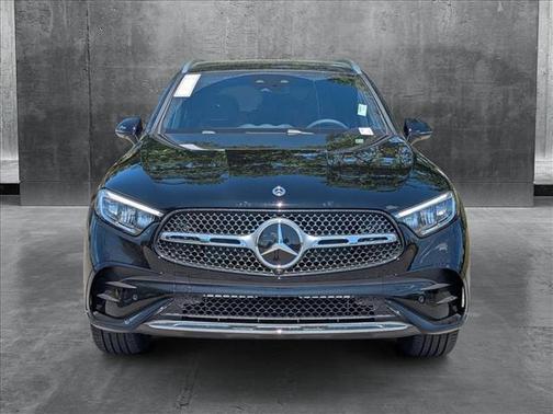 2025 Mercedes-Benz GLC 350e Base